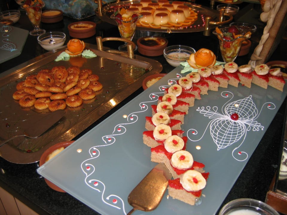 10 jaar taarten in Alba Resort Alba Resort Hotel
