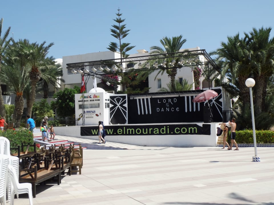 Bühne Hotel El Mouradi Djerba Menzel