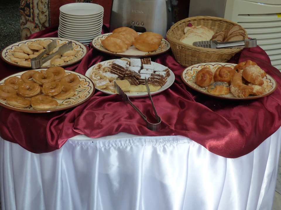 Teil des Frühstücksbüffets Hotel Otrar
