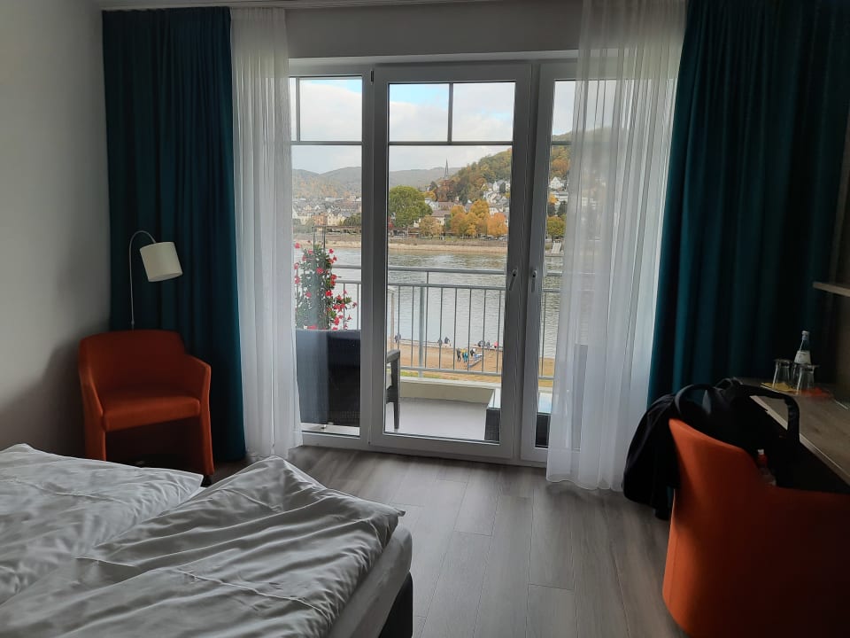 Zimmer RheinHotel ARTE