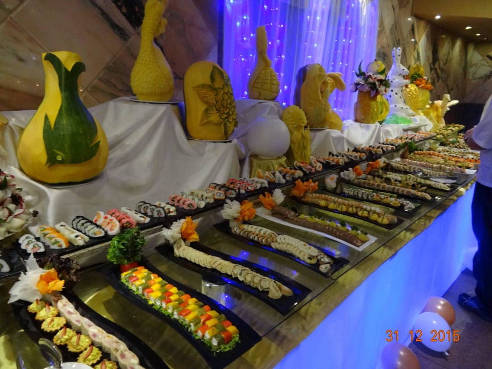 31.12.15 Three Corners Happy Life Beach Resort