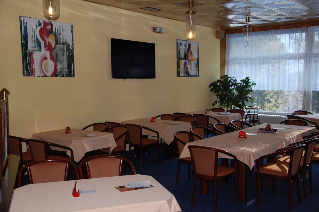 Bar z obrusami :) Wellness Hotel Svornost