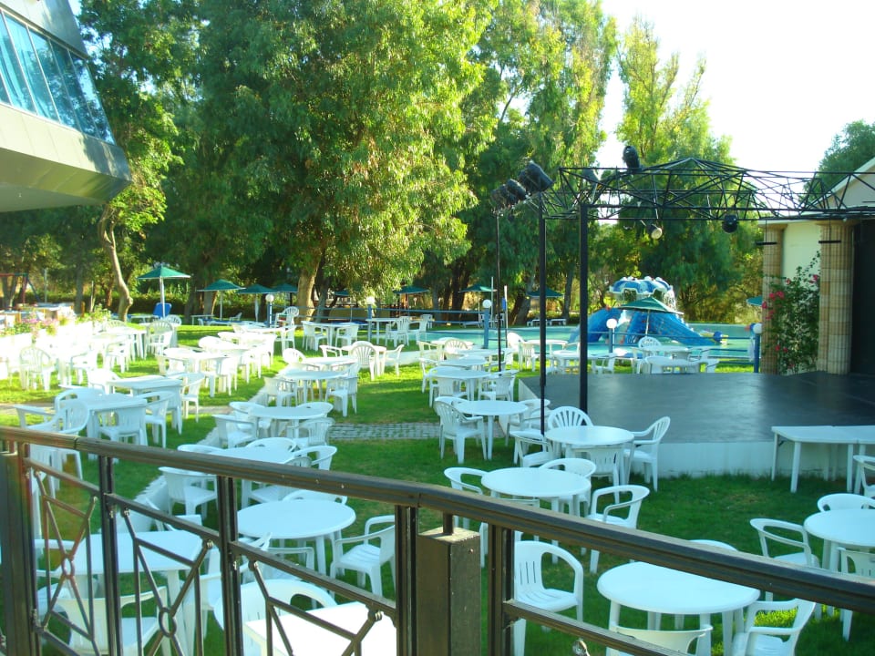 Bühne für Animationsprogramm Hotel Calypso Beach