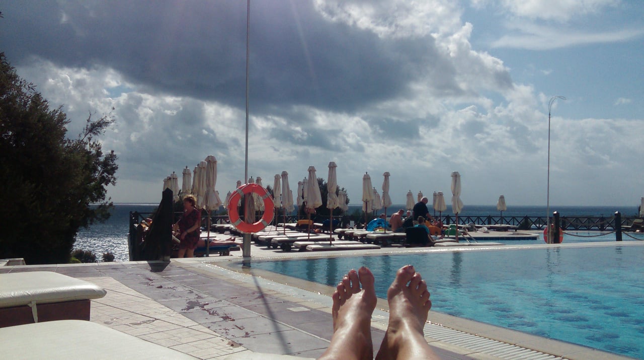 Pool Hotel Kalithea Mare Palace