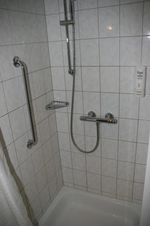 Bad/Dusche/WC Holiday Inn Express Berlin City Center