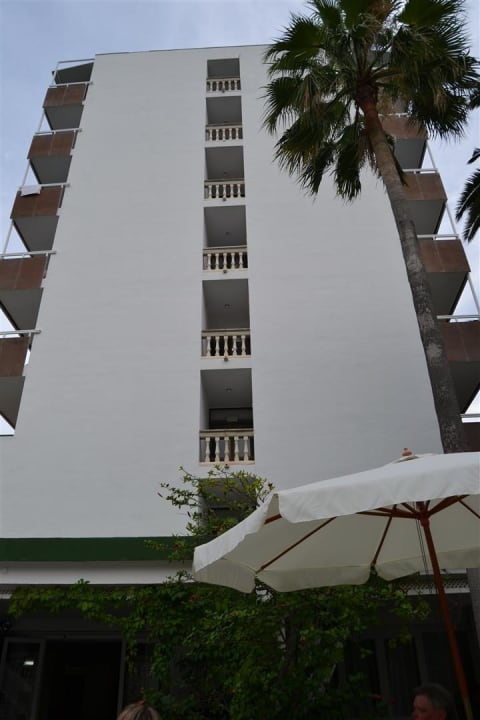 Außenansicht seitlich Bahía de Alcúdia Hotel & Spa