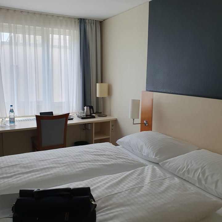 Zimmer Essential by Dorint Hotel Köln-Junkersdorf