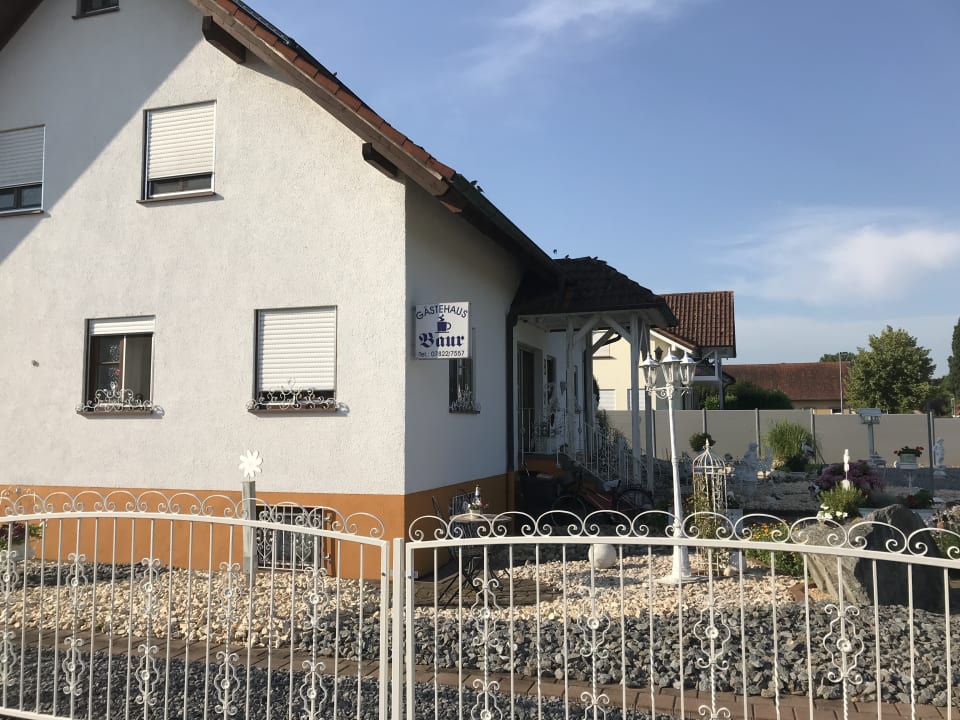 Außenansicht Gästehaus Baur