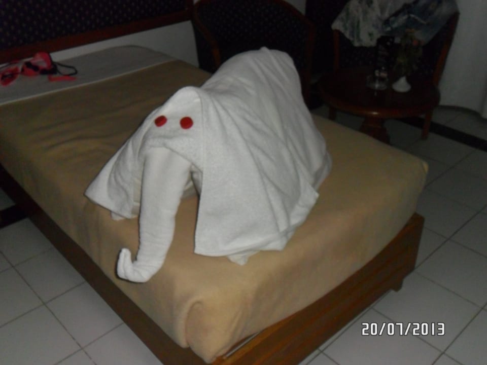 Слоник Desert Rose