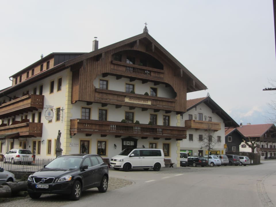 Außenansicht Hotel ggü. Gasthof Hotel Schneiderwirt