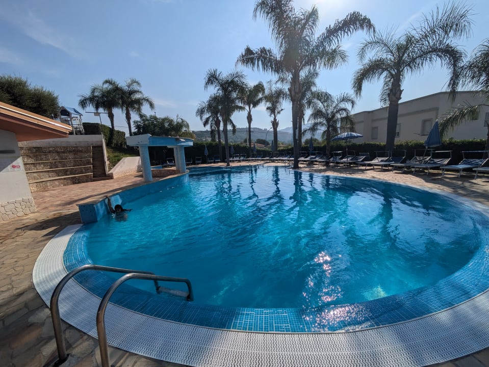 Pool Residence Hotel La Taverna