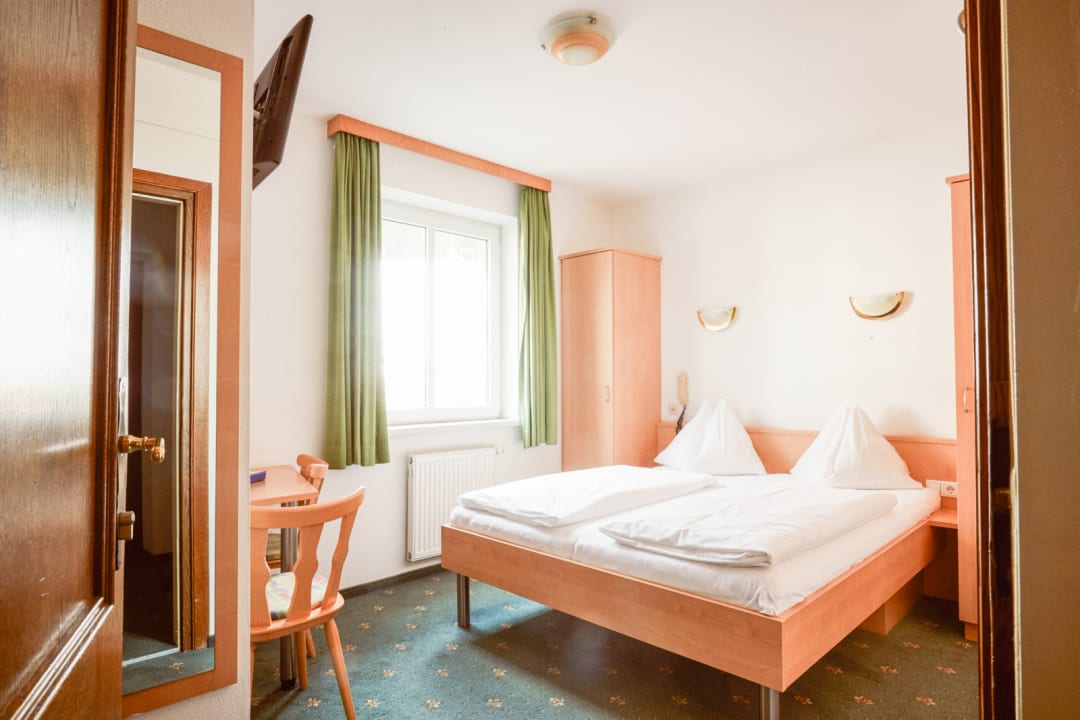 Zimmer Hotel Tatzlwurm by Alpeffect