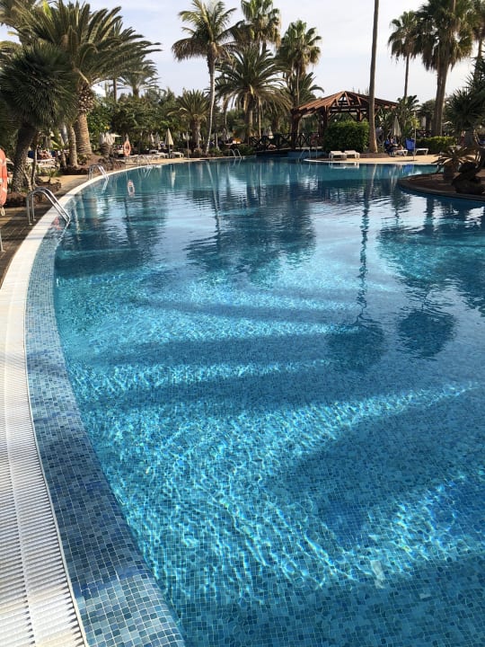 Pool R2 Pajara Beach