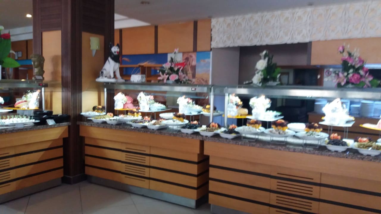 Buffet 4te Cenger Beach Resort & Spa