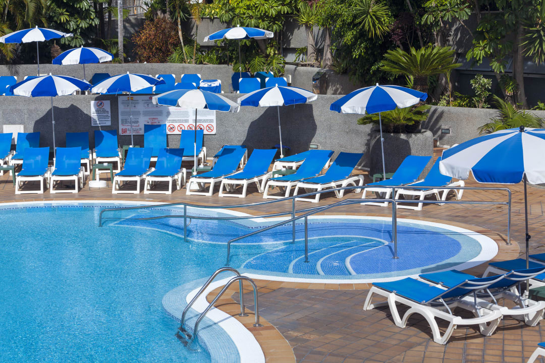 Piscina Apartamentos Casablanca