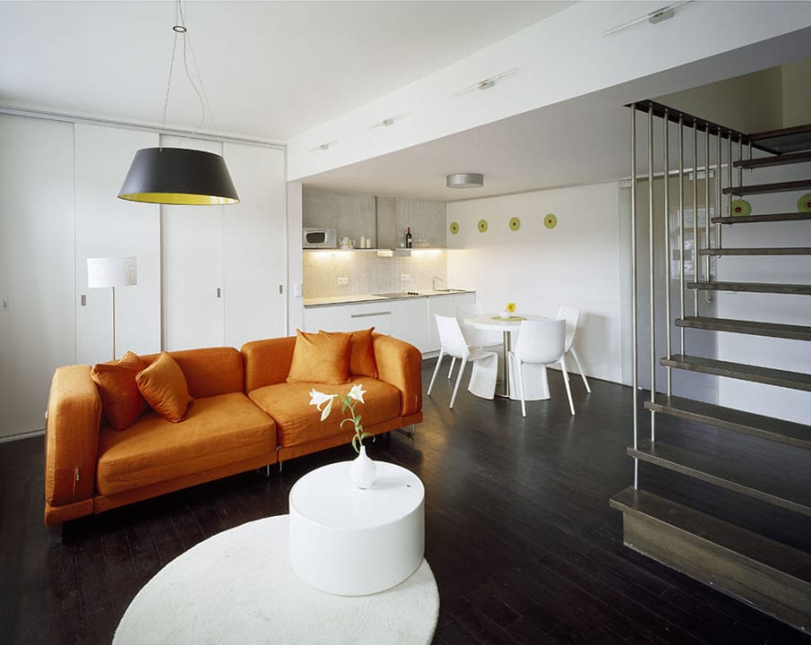 DeLuxe historical building Apartments Holečkova