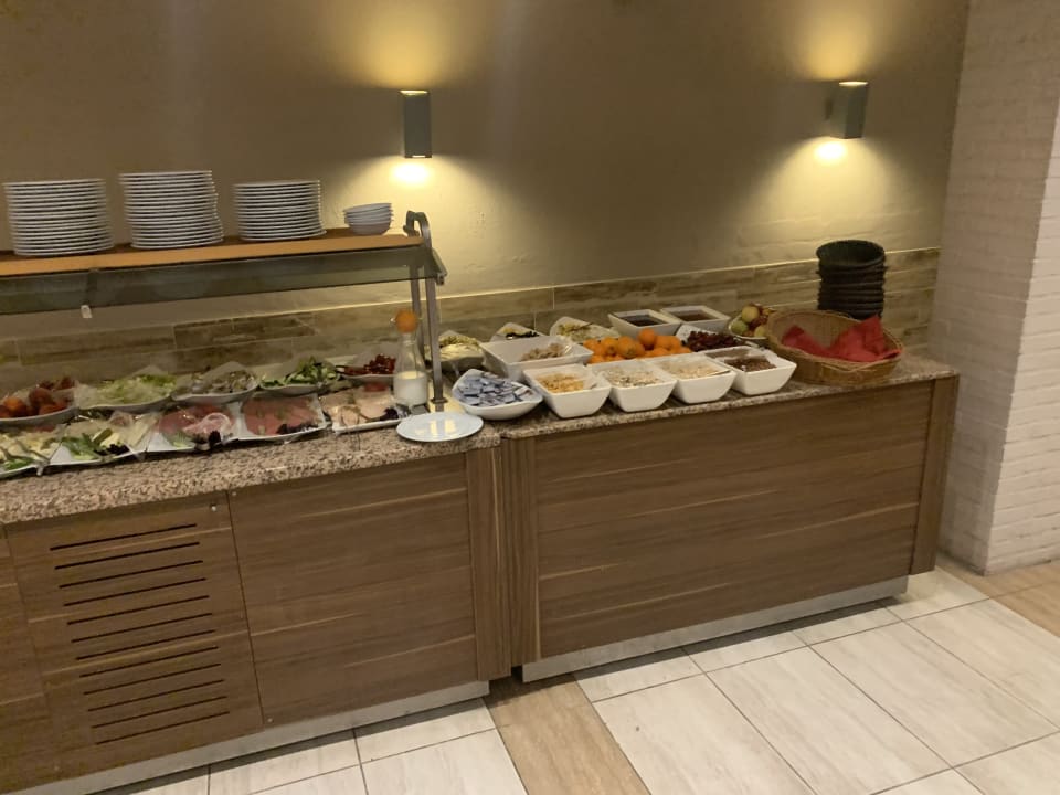 Gastro Tusan Beach Resort