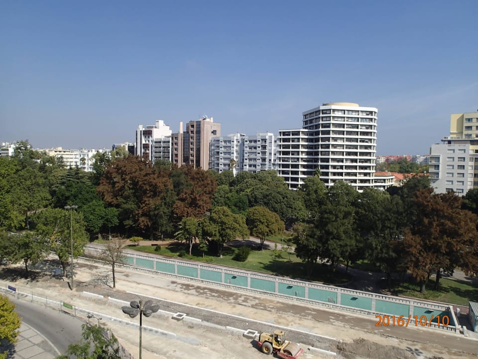 Blick aus dem Zimmer NH Lisboa Campo Grande