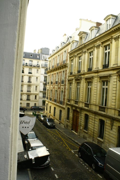 Nach links die Straße runter Hotel Chambellan Morgane