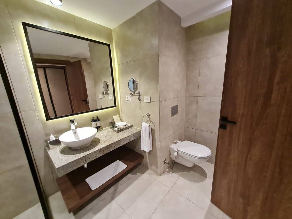 Zimmer Serry Beach Resort