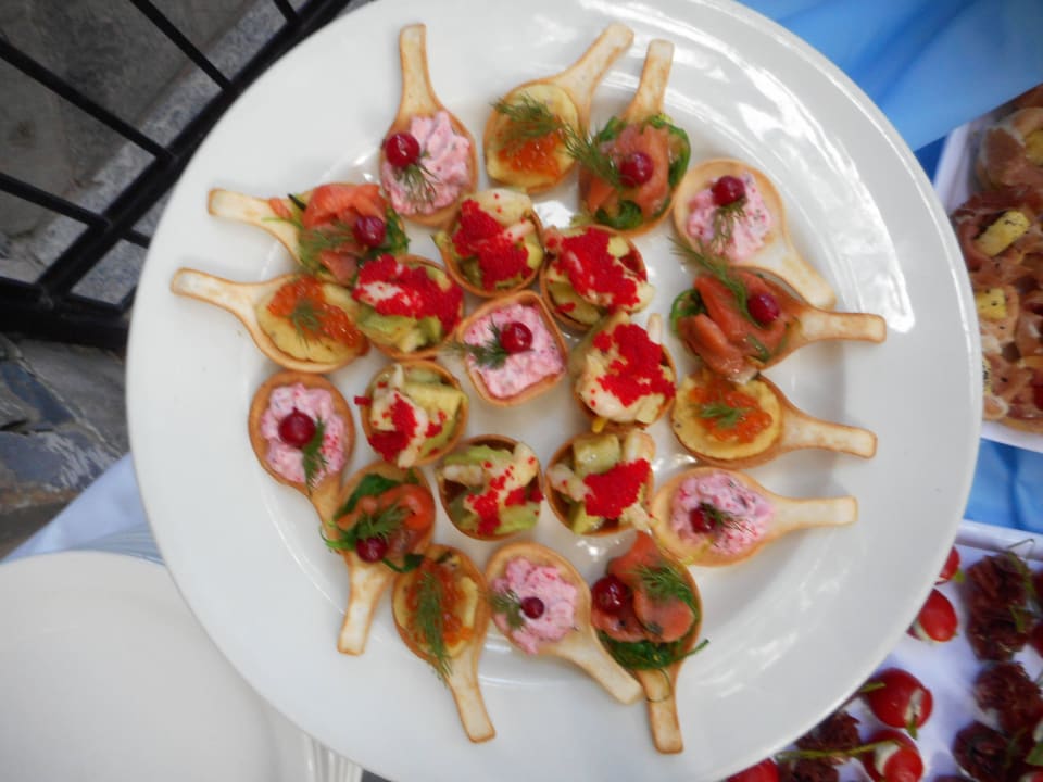 Finger Food Buffet Apollonia Beach Resort & Spa
