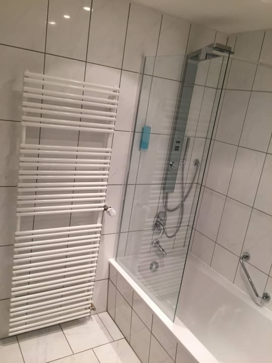 Dusche Hotel Klostergut Jakobsberg