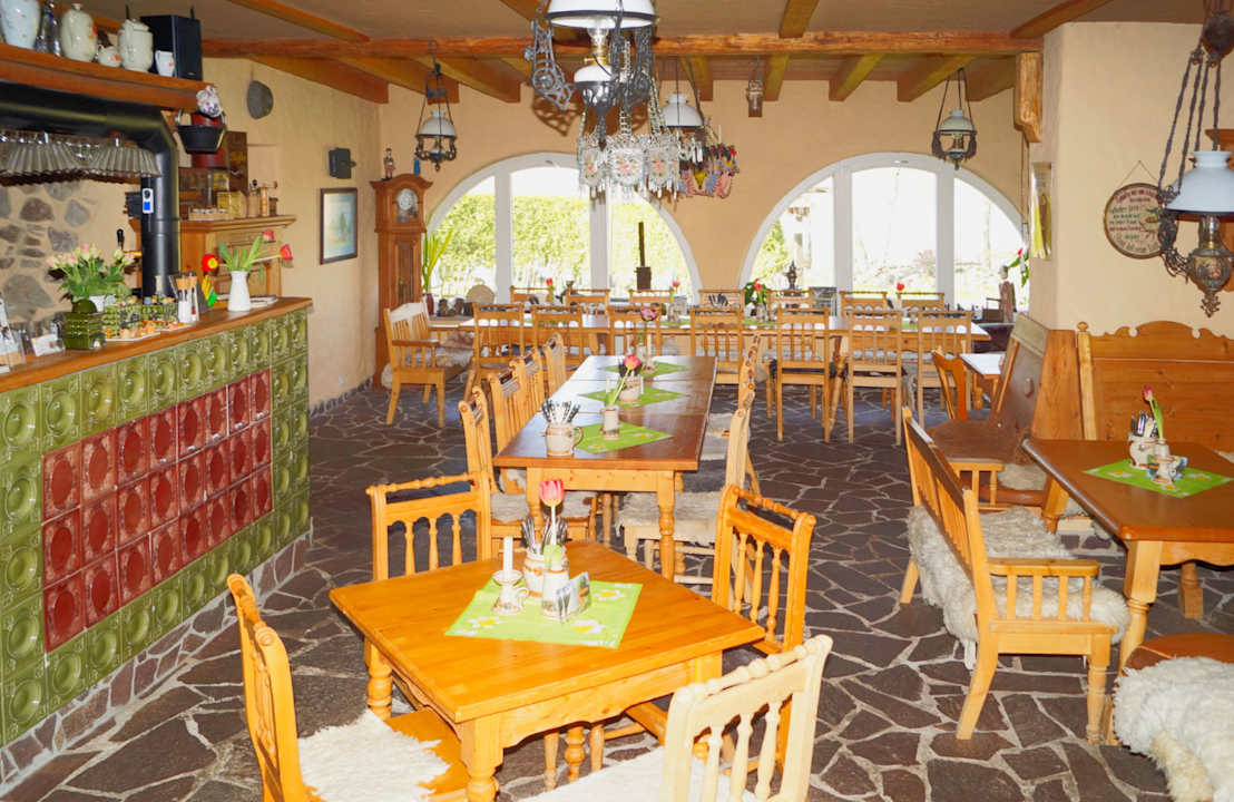 Gastro Hotel zur Ofenschenke im Erzgebirge