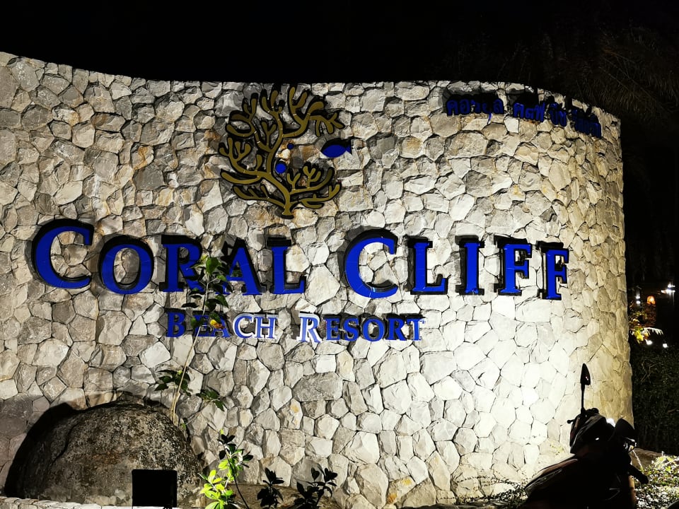 Außenansicht Coral Cliff Beach Resort