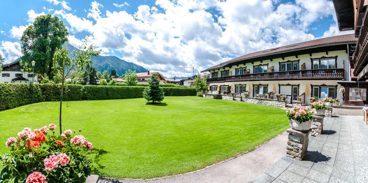 Gartenanlage Hotel Reuther Garni