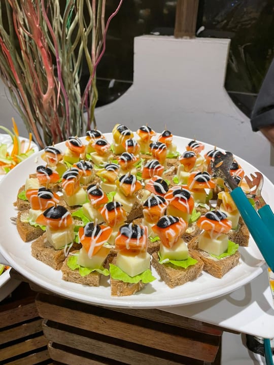 Gastro Thulhagiri Island Resort