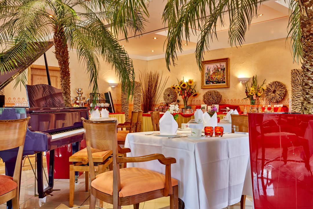 Gastro Romantik Alpenhotel Waxenstein