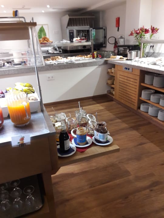 Gastro Tigaiga Suites