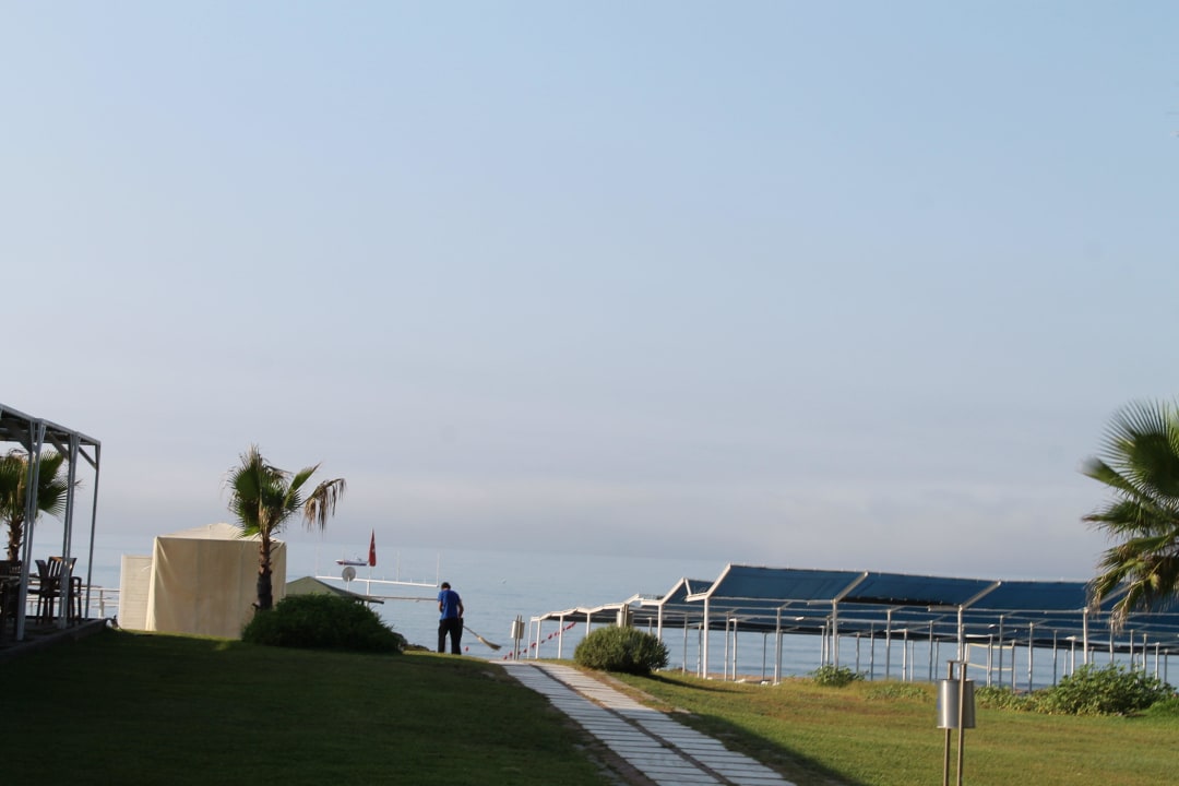 Weg zum Strand Süral Saray Hotel