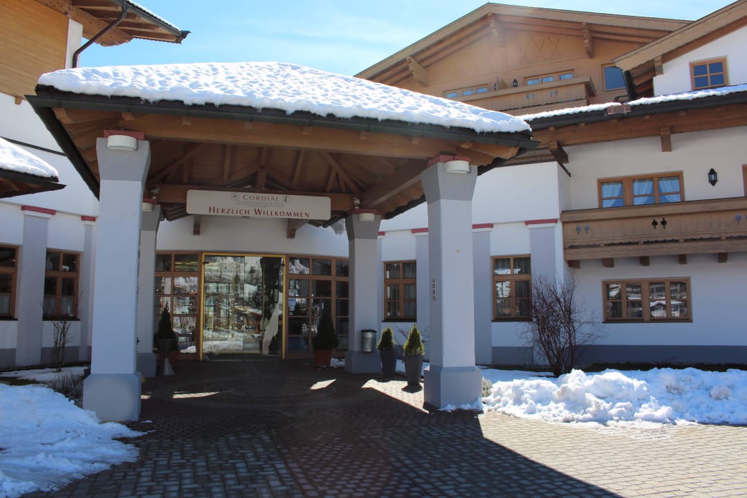 Eingangsbereich Lisi Family Hotel Reith bei Kitzbühel