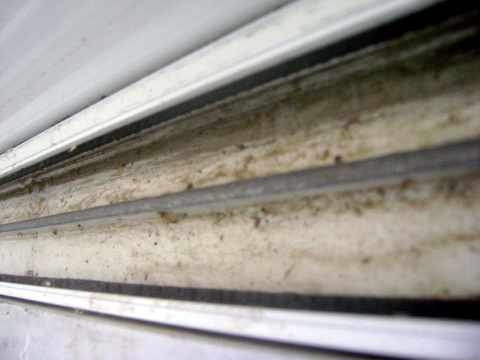 Verdreckte Zimmerecke Marianna Palace Hotel