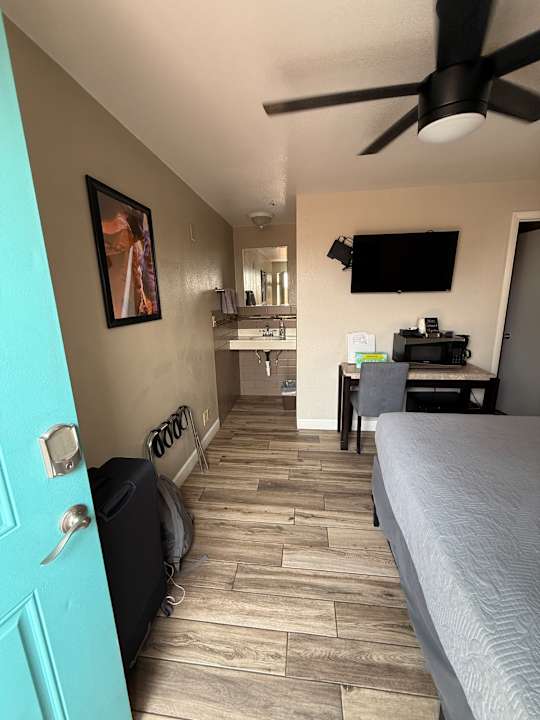 Zimmer Red Rock Motel