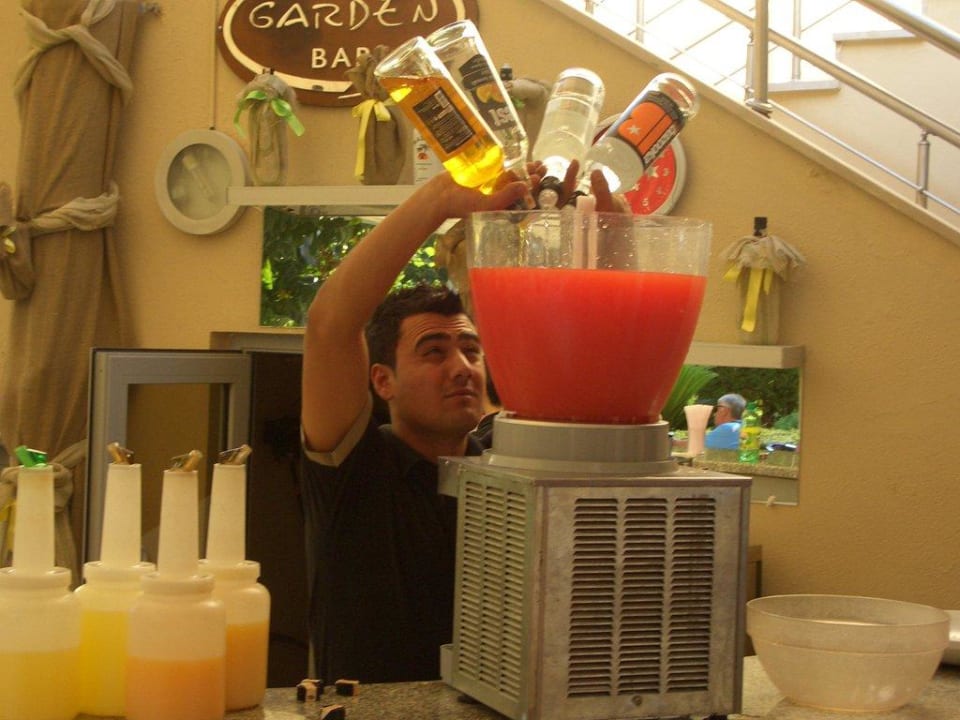 La Bomba  Alaiye Resort & Spa