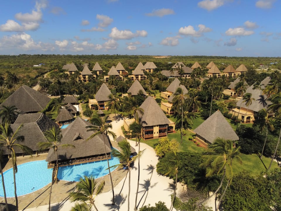 Außenansicht Neptune Pwani Beach Resort & Spa