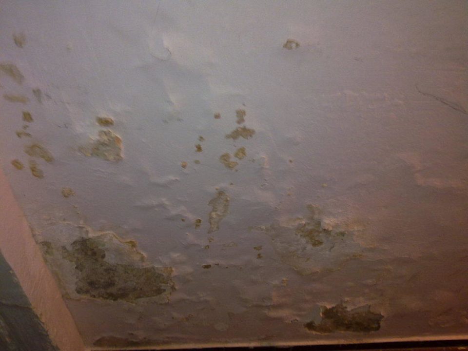 Weg von Lobby zur Toilette im Keller Hotel Ostseehalle Kiel by Première Classe