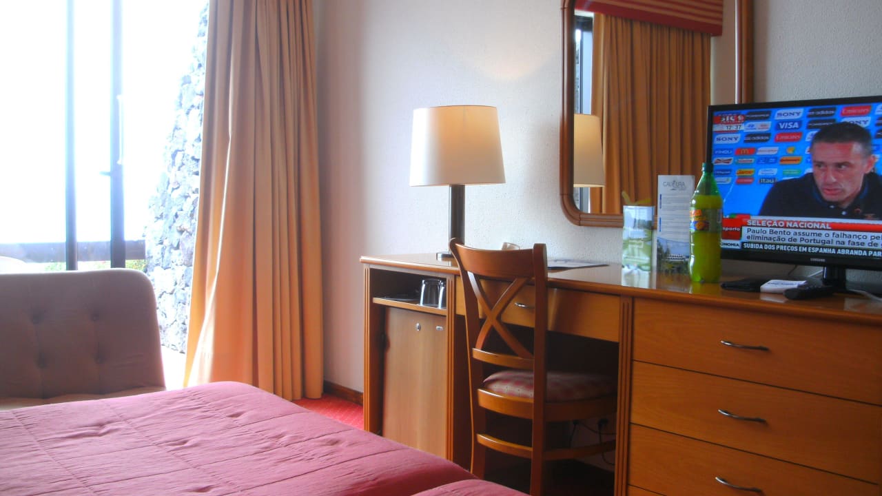Zimmer Caloura Hotel Resort