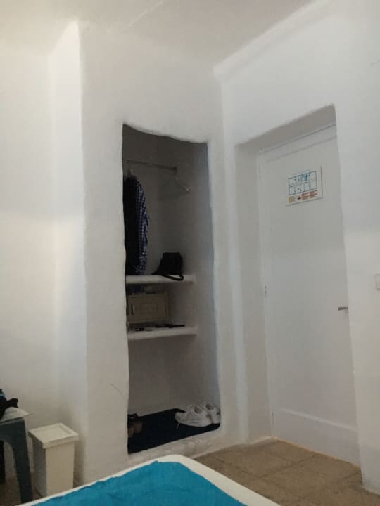 Zimmer Som Suret Hotel