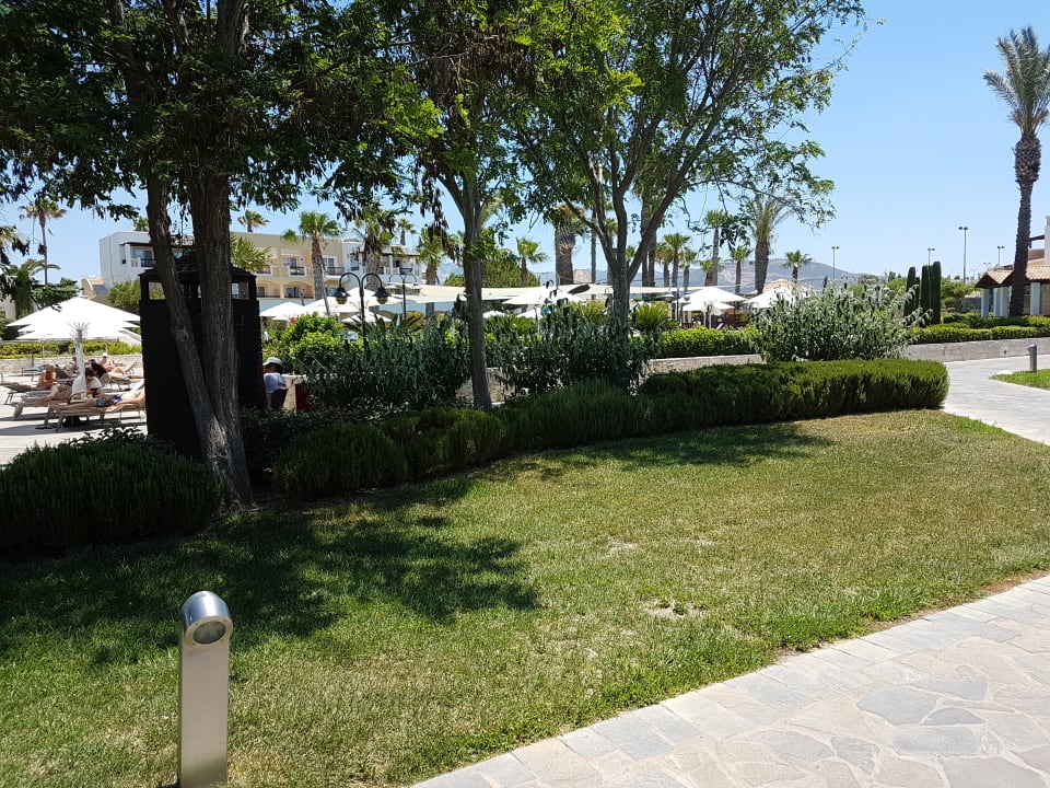 Garten Neptune Luxury Resort