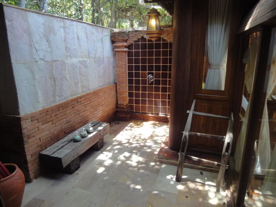 Dusche im Freien! Santhiya Koh Phangan Resort & Spa