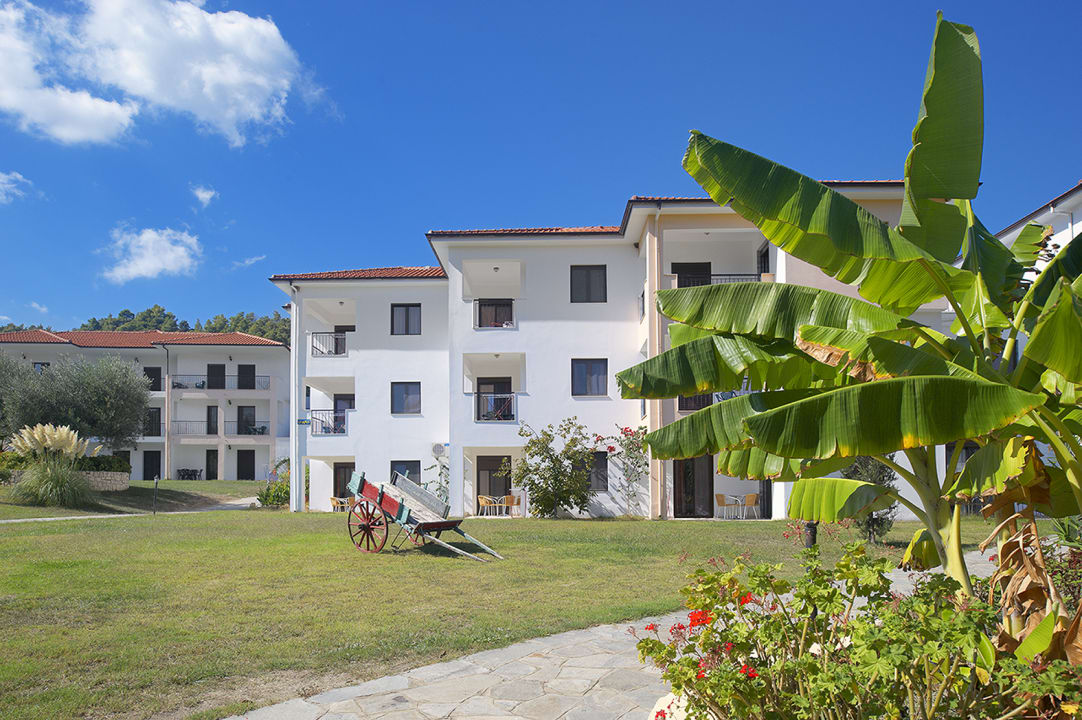 Gartenanlage Hotel Chrousso Village