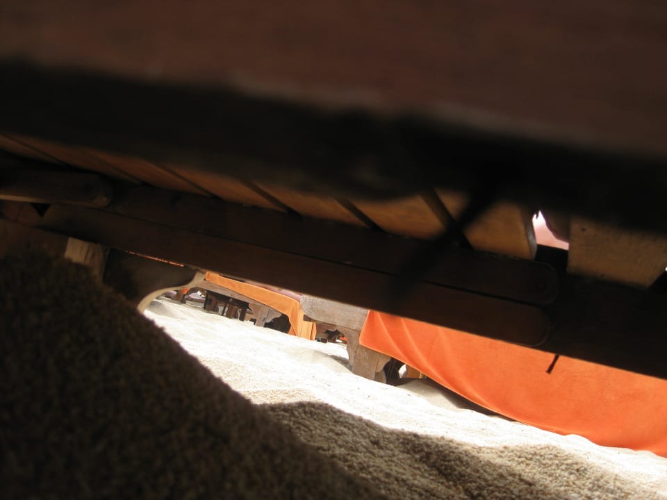 Nagel seitlich unten an Liege - habe mich verletzt Bandara Spa Resort & Pool Villas, Samui