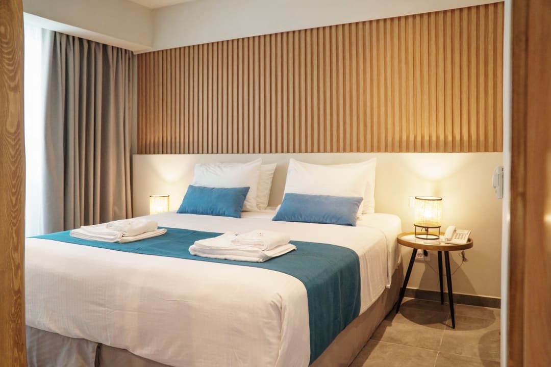 Zimmer Tylissos Beach Hotel