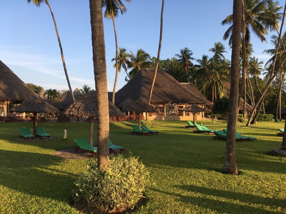 Garten Neptune Paradise Beach Resort & Spa