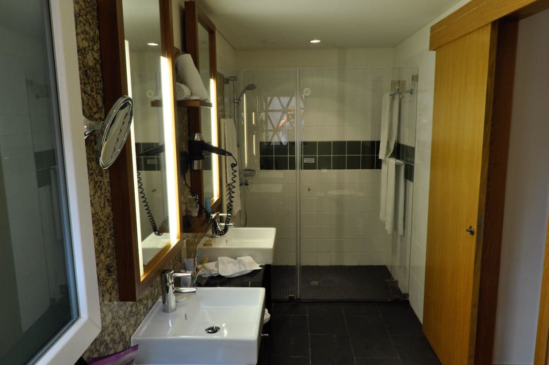 Ein Teil des Badezimmers ROBINSON QUINTA DA RIA