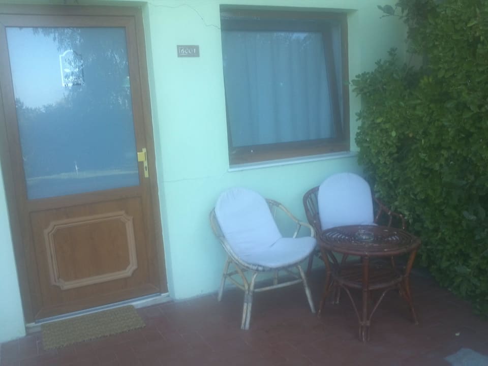 Die Terrasse Pallini Beach Hotel