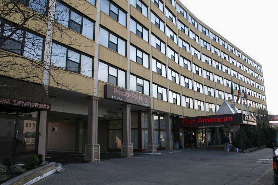 Außenansicht Hotel Pan American